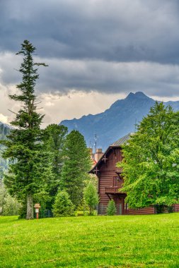 Tatransk Javorina, Slovakya 'daki Kont Hohenlohe' un av kulübesi.