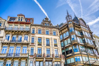 Brüksel, Belçika - Temmuz 2014: Güneşli havada tarihi merkez