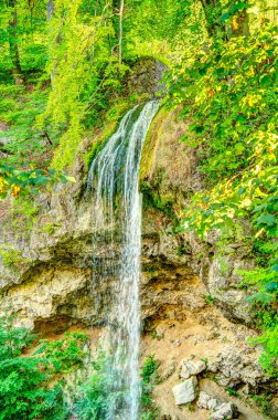 Lillafred, Macaristan - Ağustos 2022: Yaz mevsiminde resim gölü tatil beldesi