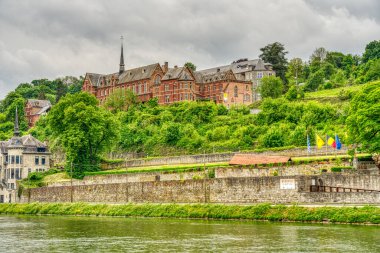 Dinant şehir manzarası, Belçika, Walloon Bölgesi, Meuse Nehri 