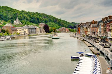Dinant şehir manzarası, Belçika, Walloon Bölgesi, Meuse Nehri 
