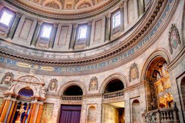 Kopenhag, Danimarka - Temmuz 2015: Yaz mevsiminde tarihi merkez