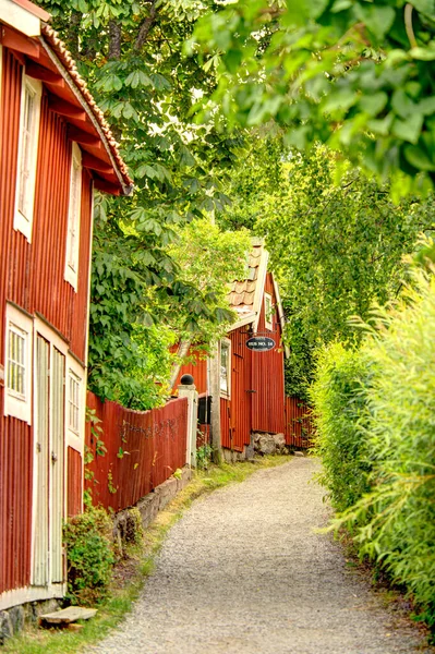 スウェーデンのVaxholm 2022年8月 曇りの日の絵のような島の村 Hdr画像 — ストック写真