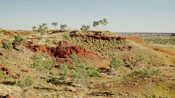 Mañana toma de ngumban acantilado mirador en la región de pilbara — Foto de Stock