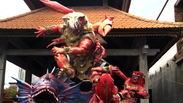 Закрити Ракоподібних Статуя Огога Огоха Вулицях Кути Балі Індонезія — стокове відео