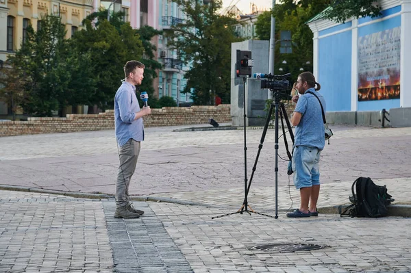 Channel Making News Kiev Cameraman Shooting Reportage — Fotografia de Stock