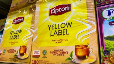 Kafede bir fincan kahve.