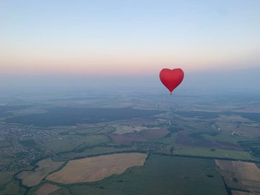 Gökyüzünde güzel bir hava balonu