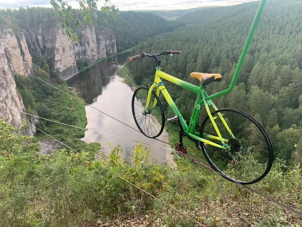 Kolo Okraji Propasti Extrémní Sport — Stock fotografie