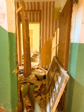 Eski harabe iç döşeme