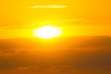 Turuncu günbatımı gökyüzü arka plan.