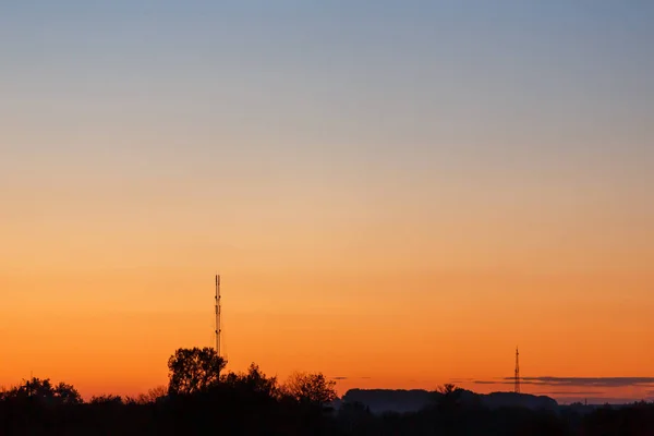 Телекомунікаційна Мережа Супутникової Тарілки Заході Сонця Язку Вежі Язку Або — стокове фото
