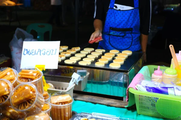 Fechar Sobremesa Tailandesa Doces Tóquio Sobremesas Tóquio Khanom Tokyo Panquecas — Fotografia de Stock