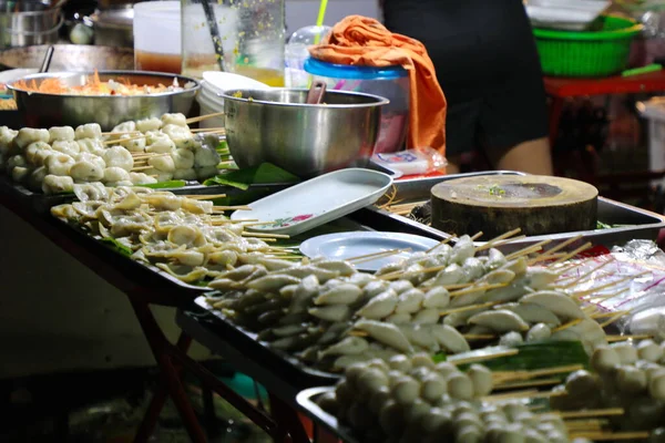 Kanom Jeen Curry Com Bolas Peixe Yaowarat Night Markett Bangkok — Fotografia de Stock