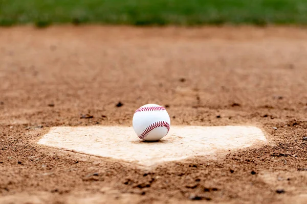 Baseball Laying Worn Home Plate Base — Stockfoto