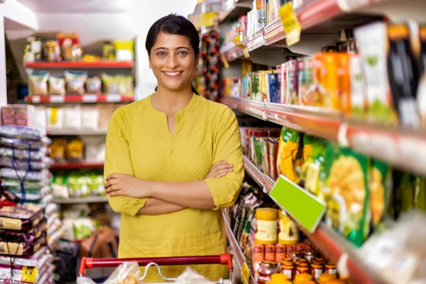 Happy Woman Owner Arms Crossed Grocery Aisle Supermarket — Stock Photo, Image