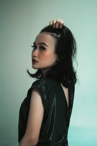 Asian Model Posing Touching Her Black Hair Feeling Sexy Hot — Stock Fotó