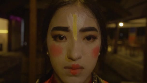 Chinese Woman Looked Very Sad While Her Face Looks Clown — Wideo stockowe