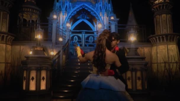 Una Noche Íntima Una Reina Rey Bailando Juntos Fiesta Real — Vídeos de Stock