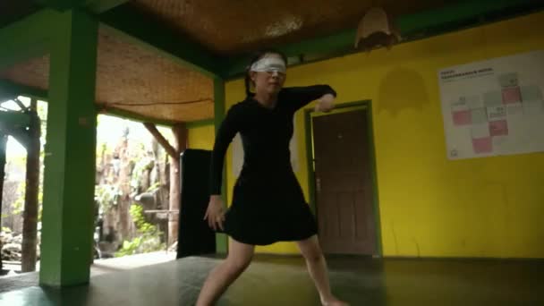 Blind Woman Felt Hurt While Dancing Move She Made Yellow — Stock Video