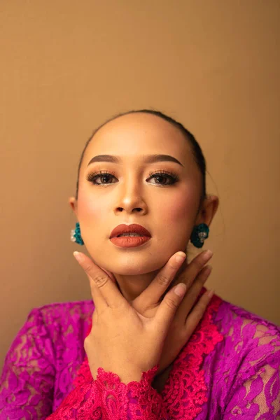 Asian Woman Touching Her Neck Feeling Sexy Herself While Posing — Stock Photo, Image