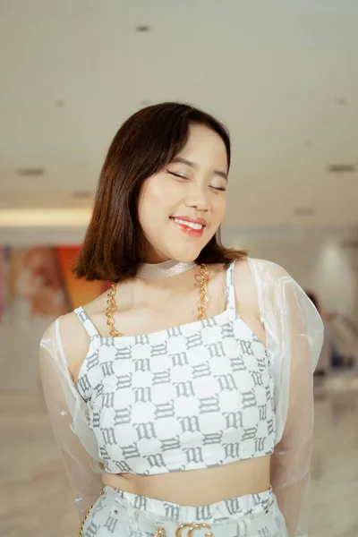 Beautiful Asian Woman Happy Face While Wearing White Tank Top — Stock Photo, Image