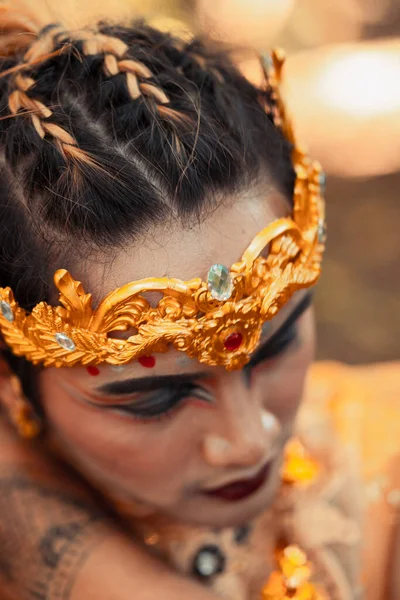 Asian Man Thinking Expression While Wearing Gold Crown Gold Necklace — Stock Photo, Image