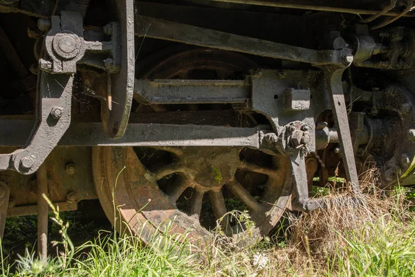 Old Wheel Train Parked Grass — Stock Photo, Image