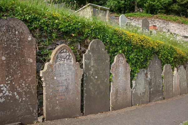 Row Old Gravestones Green Wall English Church Petrox Devon — Stock Photo, Image