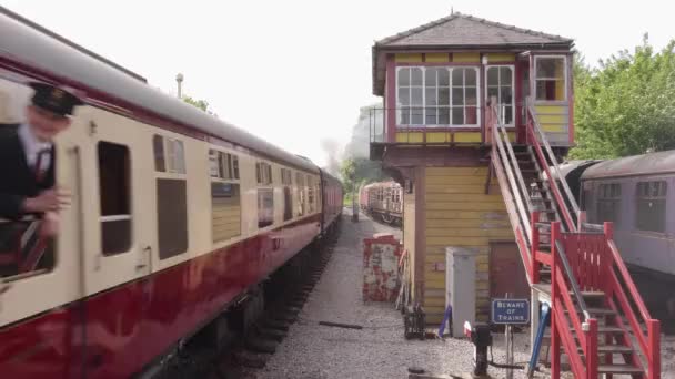 Train Conductor Head Out Window While Embsay Bolton Abbey Steam — Video Stock