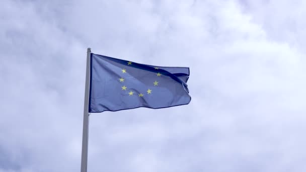 Флаг Европейского Союза Размахивающий Ветром Замедленной Съемке — стоковое видео