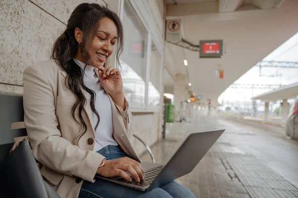 Confident Smiling Businesswoman Using Laptop Computer Having Video Call Sitting — Stock Photo, Image