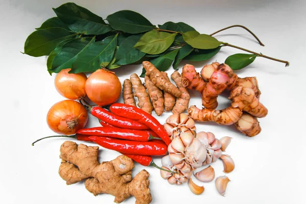 Colección Diferentes Verduras Aisladas Sobre Fondo Blanco Varios Ingredientes — Foto de Stock