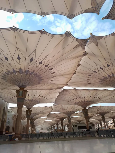 Medina Arabie Saoudite Octobre 2022 Construction Parapluie Sur Place Mosquée — Photo