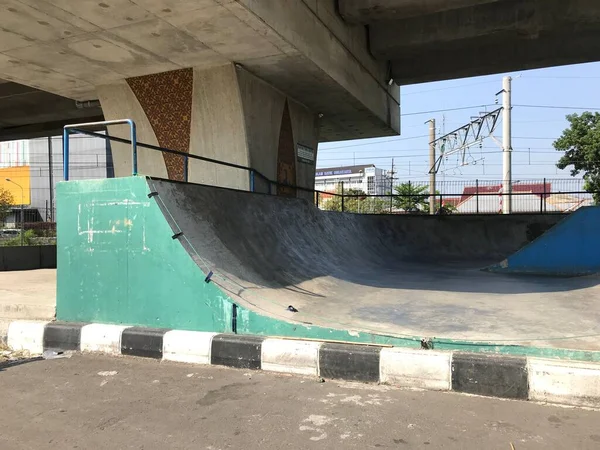 Surakarta Indonesia 2022 Skatepark Vuoto Nel Parco Pubblico Della Città — Foto Stock