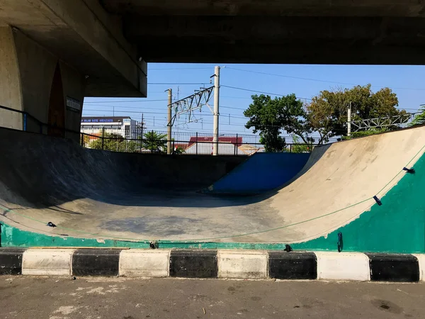 Surakarta Indonesien 2022 Leerer Skatepark Öffentlichen Stadtpark Unter Der Purwosari — Stockfoto