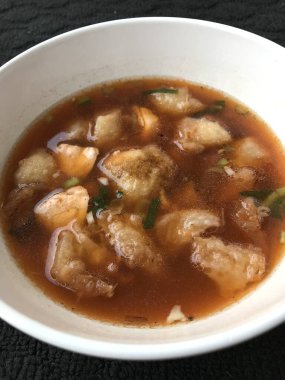 Tipik Malang, Doğu Java. Karanlık bir arka planda