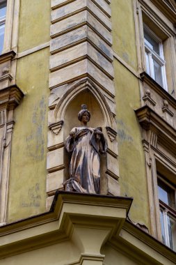 Eski Şehir Prag, Çek Cumhuriyeti, Bohemya, Avrupa 'da Taş Yardım Heykeli