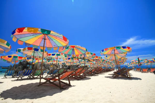 Phuket Beach Color Umbrella Afternoon Time — Stockfoto