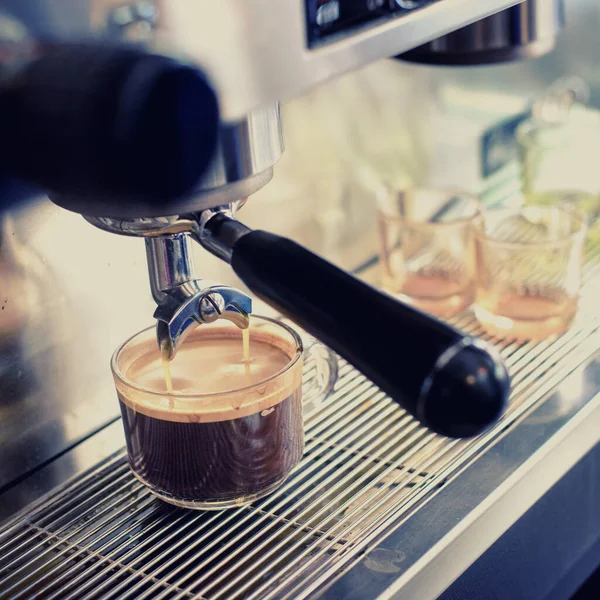 Espresso Machine Brewing Coffee Coffeeshop — Foto de Stock