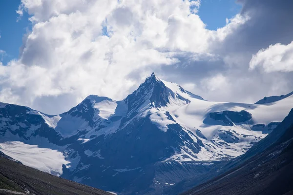 Schneedecke Auf Dem Gipfel Des Himalaya Gebirges Norden Indiens — Stockfoto