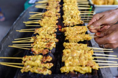 Izgara baharat domuz (Satay Tayland içinde)