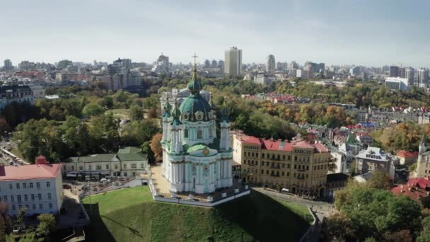 Luchtfoto Van Andrew Church Kyiv Oekraïne Gebouwd Tussen 1747 1754 — Stockvideo