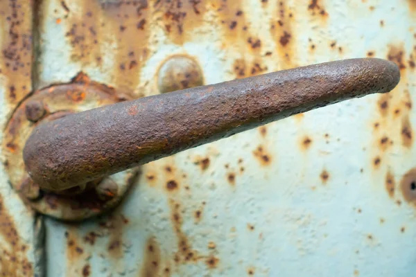 Старая Ржавая Дверная Ручка — стоковое фото
