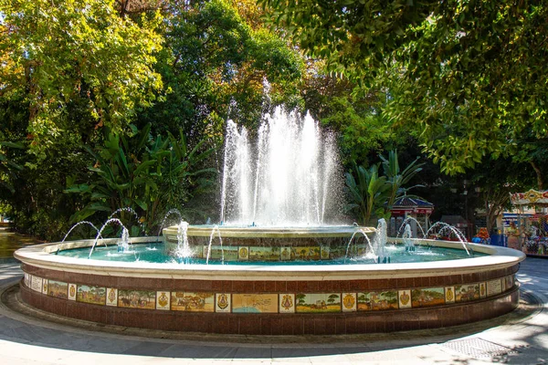 Fontanna Virgen Del Rocio Parku Alameda Gardens Marbelli Ozdobione Tradycyjnymi — Zdjęcie stockowe