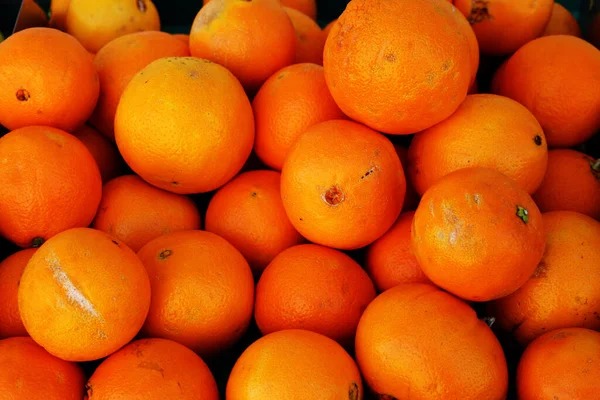 İspanya 'dan taze portakallar