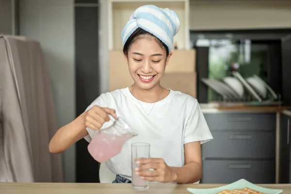 Half Asian Woman Drinking Juice Eating Crackers Healthy Whole Grain — 图库照片