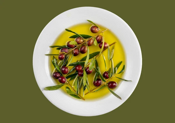 Top View Photo White Plate Full Ripe Olive Twigs Branches — Fotografia de Stock