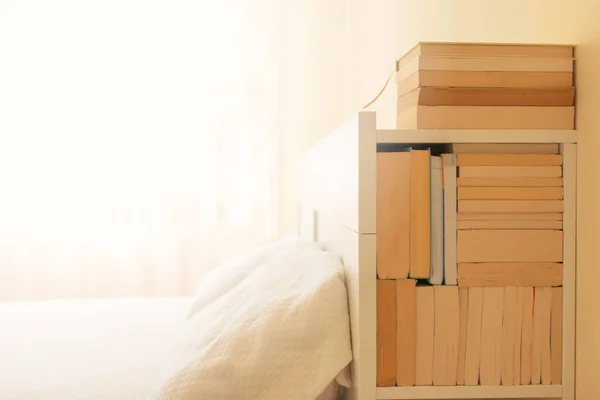 Modern Bedroom Full Books Shelfs — Foto Stock