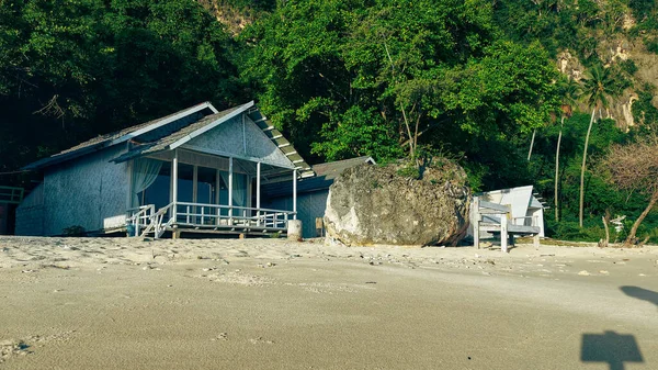 Wooden Stilt Houses Neatly Lined Tourist Area Biluhu Beach East — Stockfoto